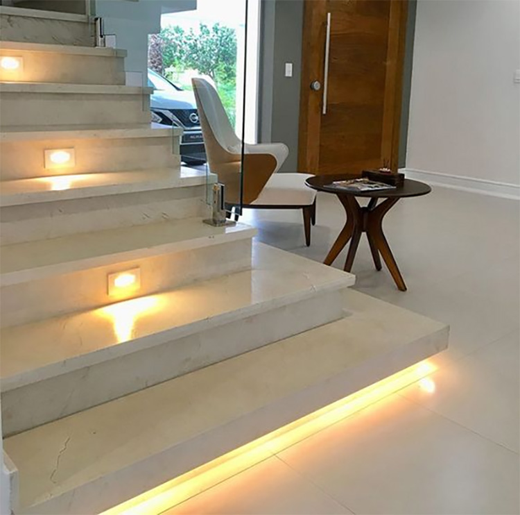2i crema marfil marble stair
