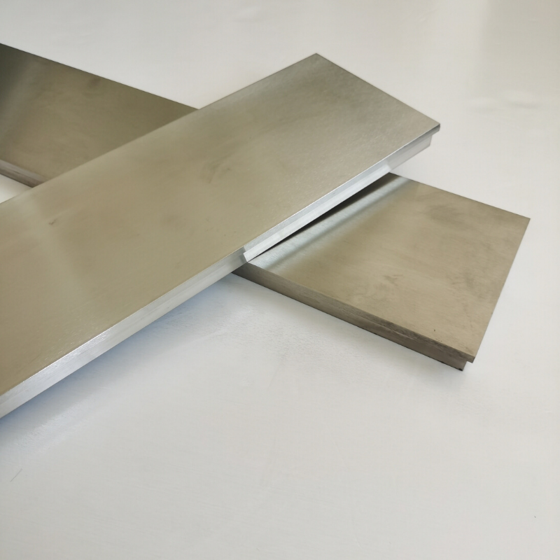 Professional China  Metal Material - Cral Alloy Sputtering Target High Purity Thin Film PVD Coating Custom Made – Rich