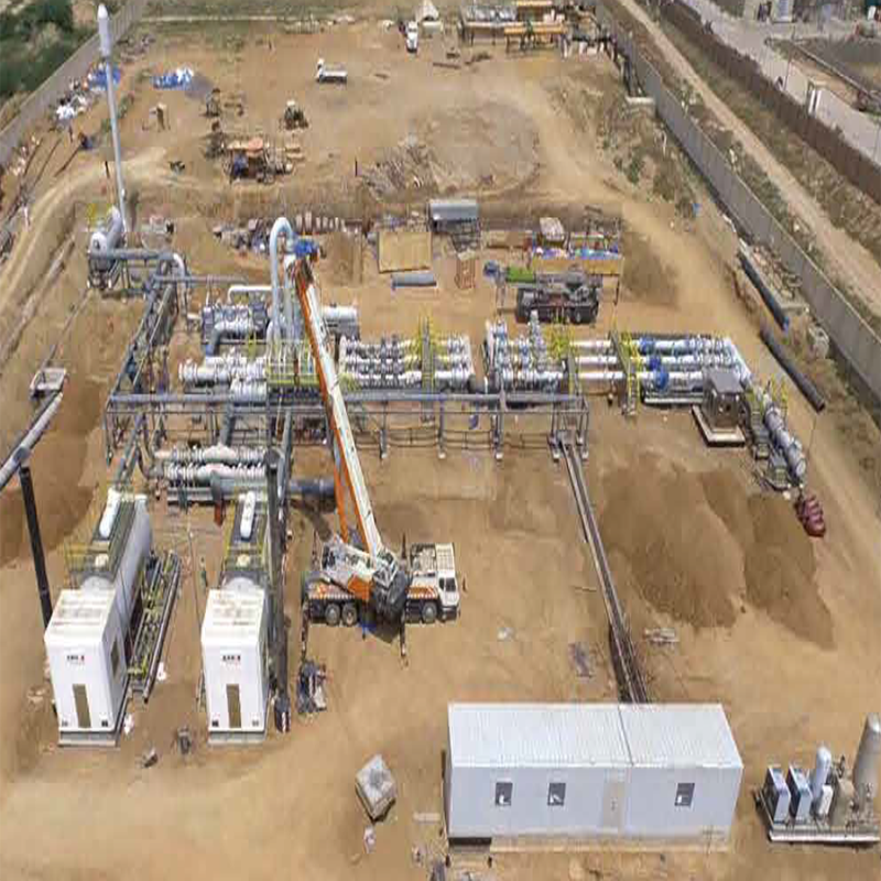 Terminal LNG khusus untuk pencairan gas alam