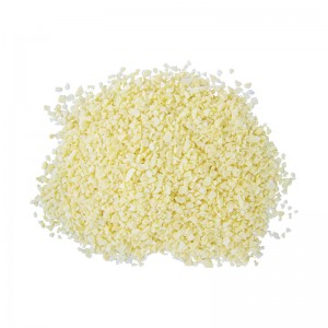 Fast delivered Chinese dehydrated garlic flakes / dried minced garlic / garlic powder without root
