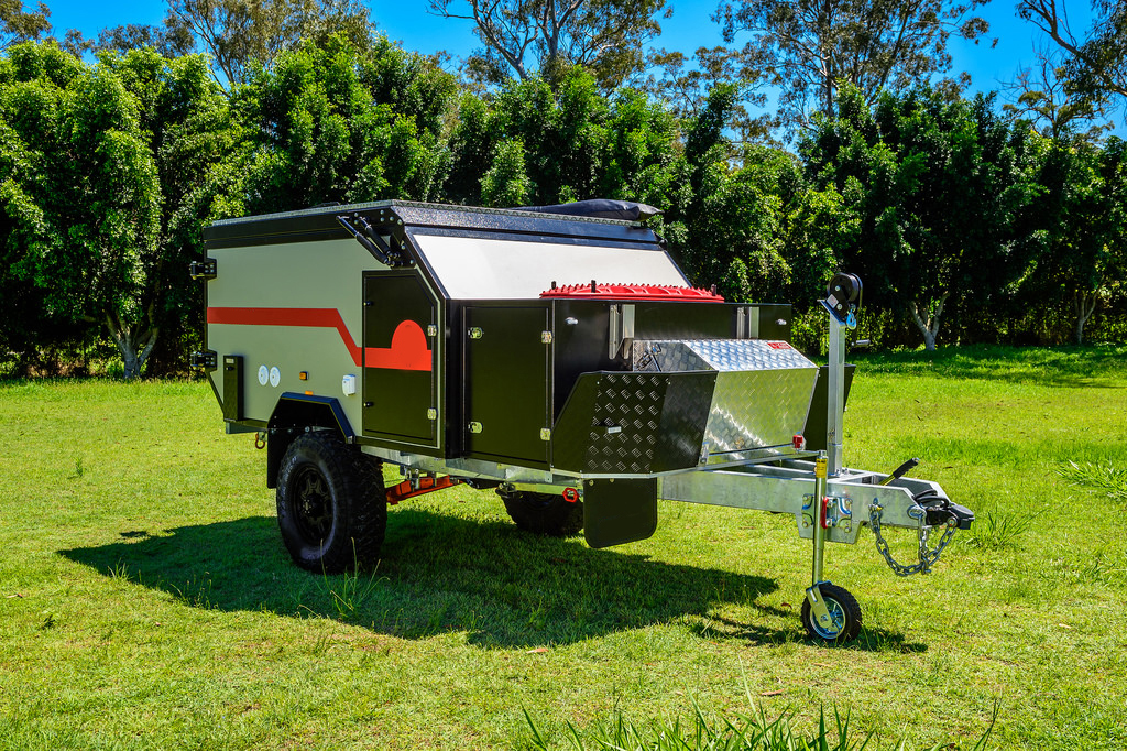 2022 New Lightweight Small Camping Trailer Off Road Camper Mini Caravan Kitchen