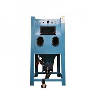 Pressurized manual sandblasting machine