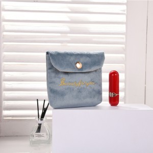 Cosmetic bag for Wholesale Women Drak Green Velvet Pouch Cosmetic Travel Bag for Skincare