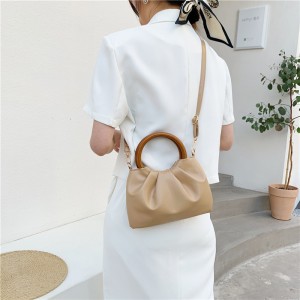 Handbag Popular Minimalist Wooden Handle Pleated Cloud Women’s Messenger Mini Handbag