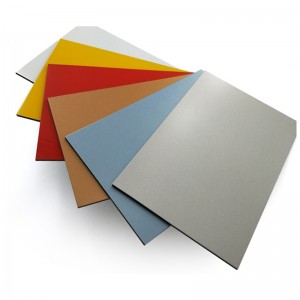 Panel compuesto de aluminio
