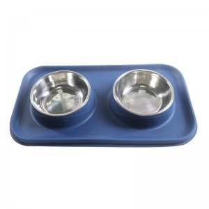 Anti-slip and Non-spill collapsible silicone food water cat dog feeding mat with stainless steel bowls