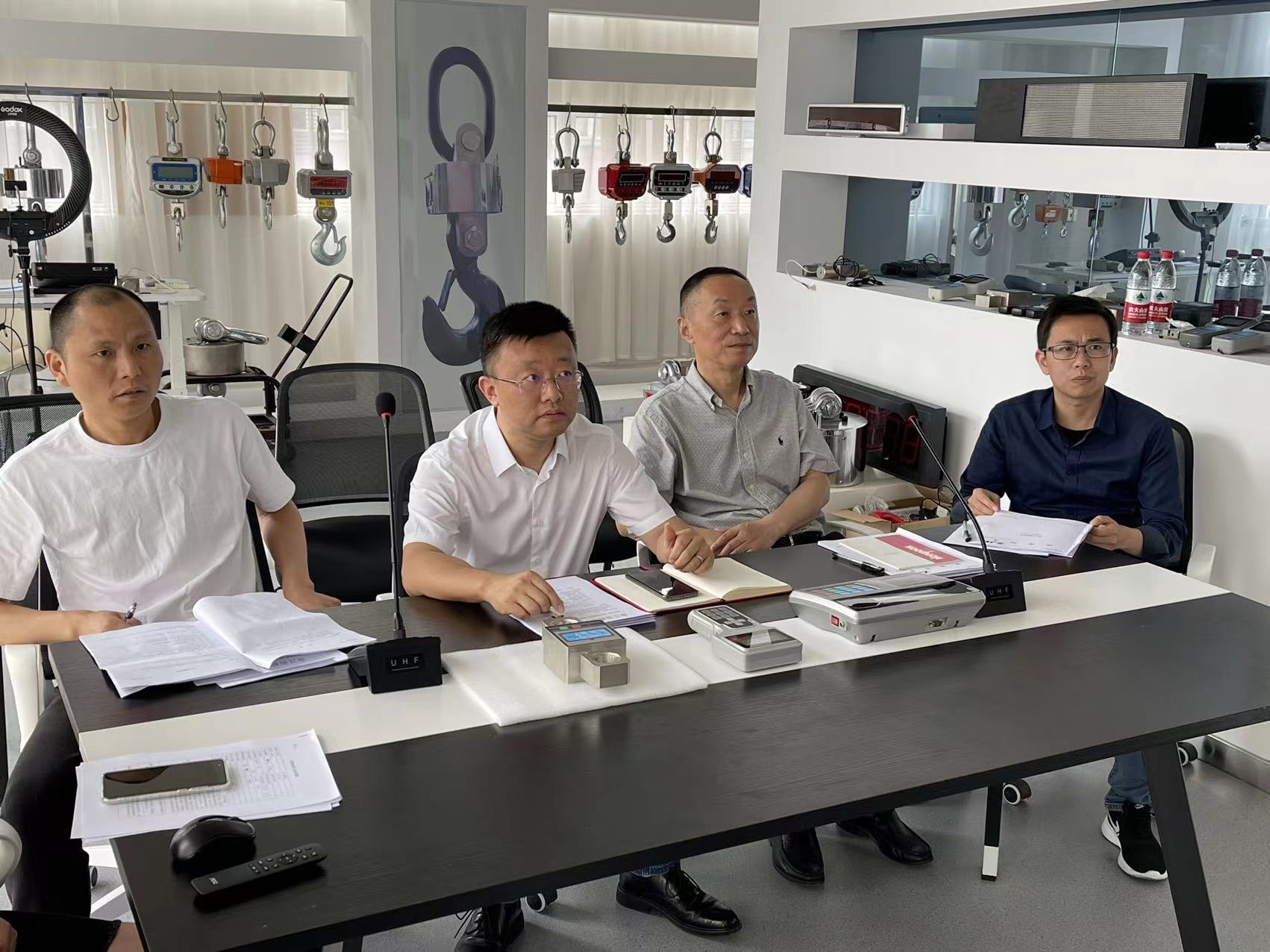 Blue Arrow Company’s “Tension Testing Apparatus Group Standard” Successfully Passes Expert Review