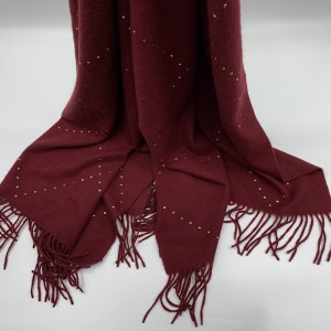 100% Cashmere Hot Drilling Solid Color Red Scarves Customize For Women