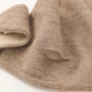2022 designer brand triangle cashmere snood scarf custom fashion plain knit winter women cashmere scarves shawl
