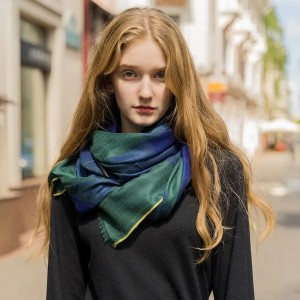 OEM & ODM winter houndstooth 100% cashmere scarves shawl custom thin style women fashion luxury neck warm pashmina scarf stoles 2 buyers