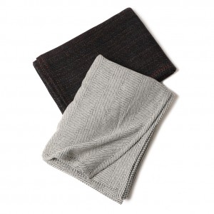 Customized woven thick home use cashmere and wool blanket