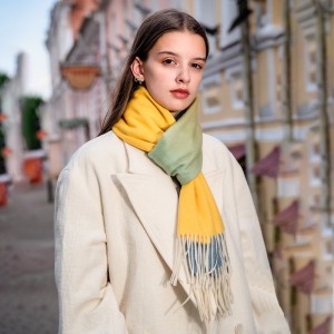Latest design 2023 100%wool gradient color pure woolen scarf soft wool cozy women wrap mufflers