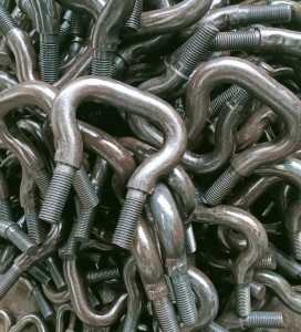 Chain shackles