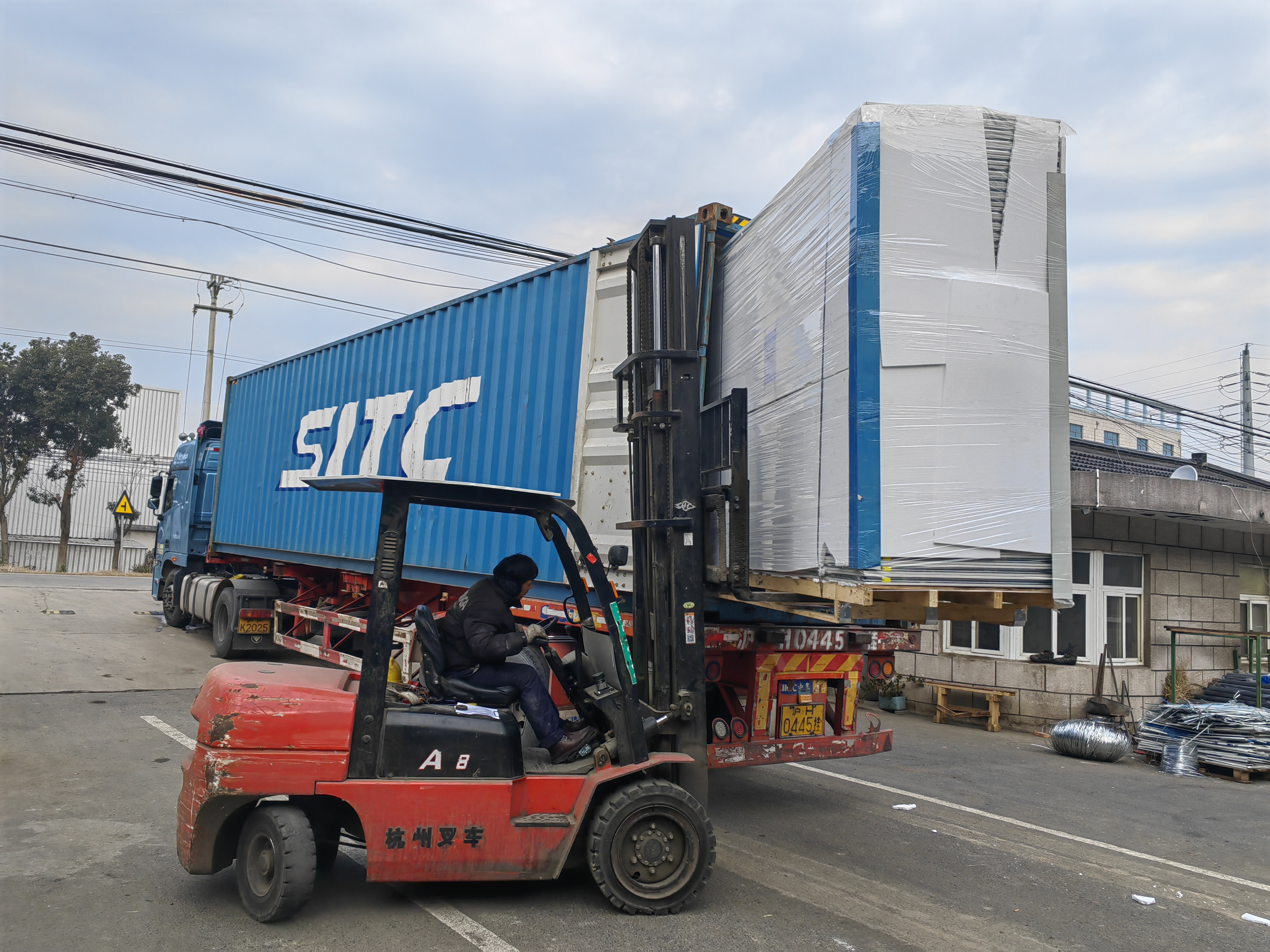 PHILIPPINE CLEAN ROOM PROJECT CONTAINER DELIVERY