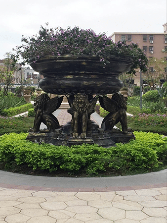 Fiberglass statue (3)