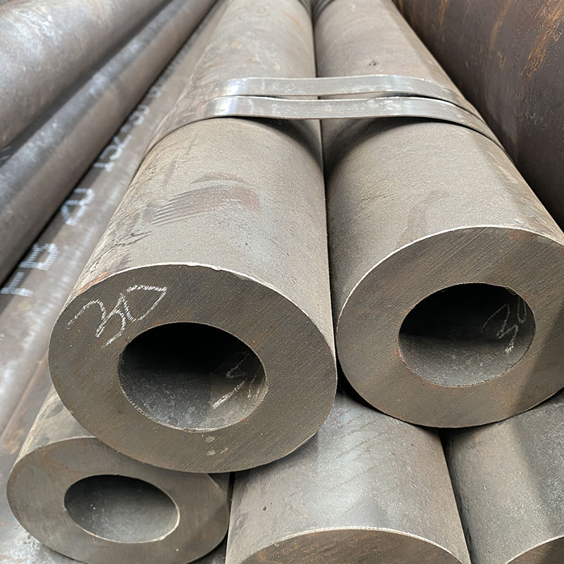 Q345 ASTMGr.50 ISOE355CC JISSN400 low alloy high strength structural seamless steel pipe Featured Image