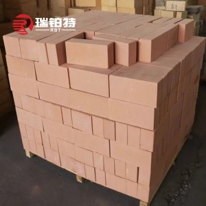 Lightweight Clay Bricks