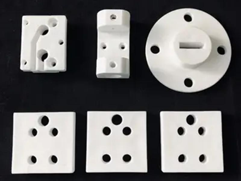 Pêvajoya hilberîna parçeyên porselen alumina çi ye?