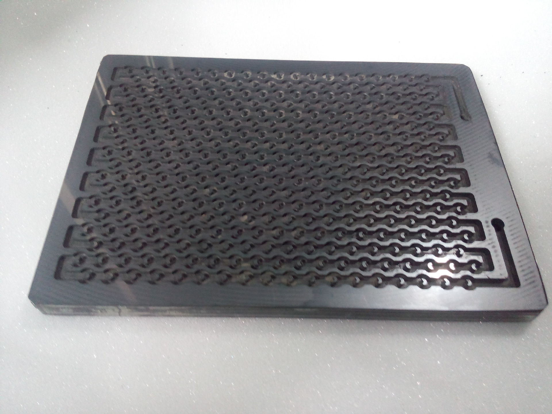 Silicon carbide microreactive plate (1)