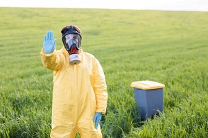 How to Handle the Problem of Pesticide Packaging Waste Correctly?