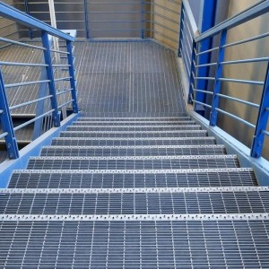 Metal Stair Treads Grating Steps For Steel Ladders