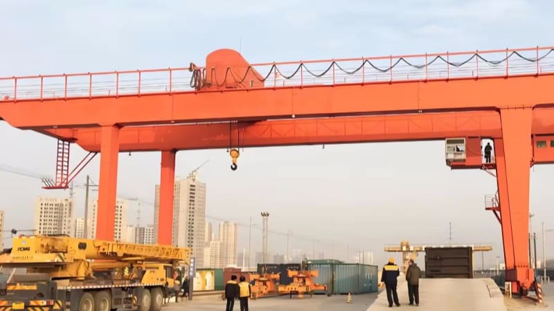 SEVENCRANE-Rail Mounted Gantry Crane 1