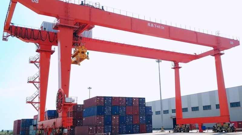 SEVENCRANE-Rail Mounted Gantry Crane 3