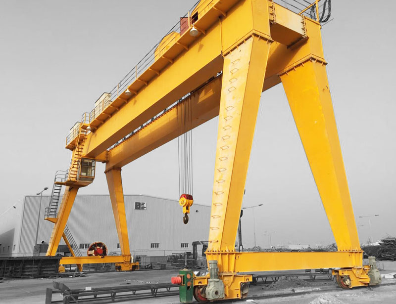 double-gantry-crane-on-rail