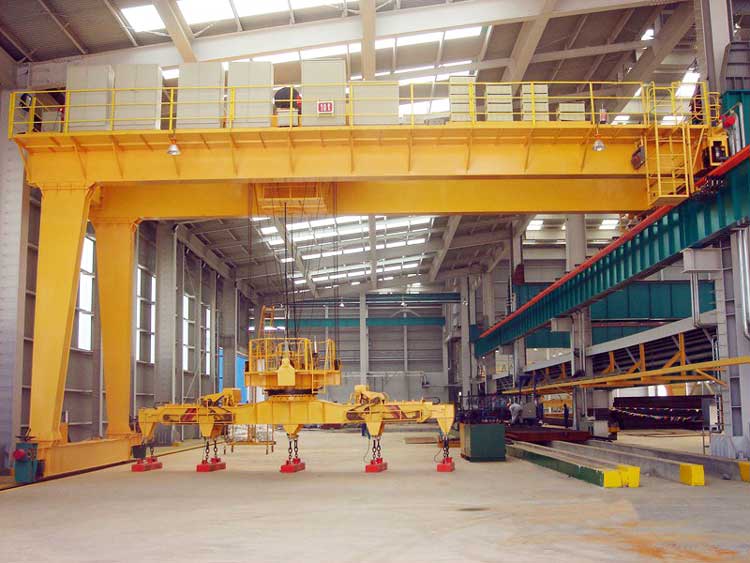 Semi Gantry Crane Serves the Warehouse in Peru