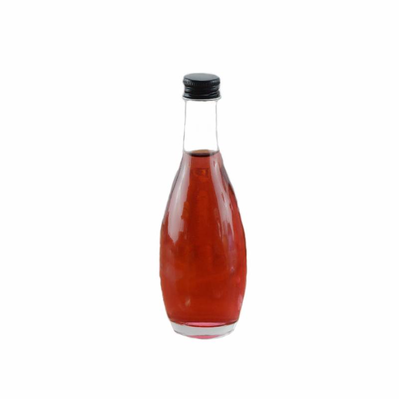 Bevelled Edge Glass Liquor Bottle00