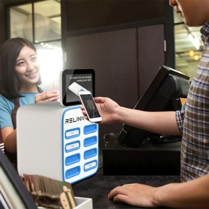 8 Slots power bank sharing station with 7 inch LCD Screen