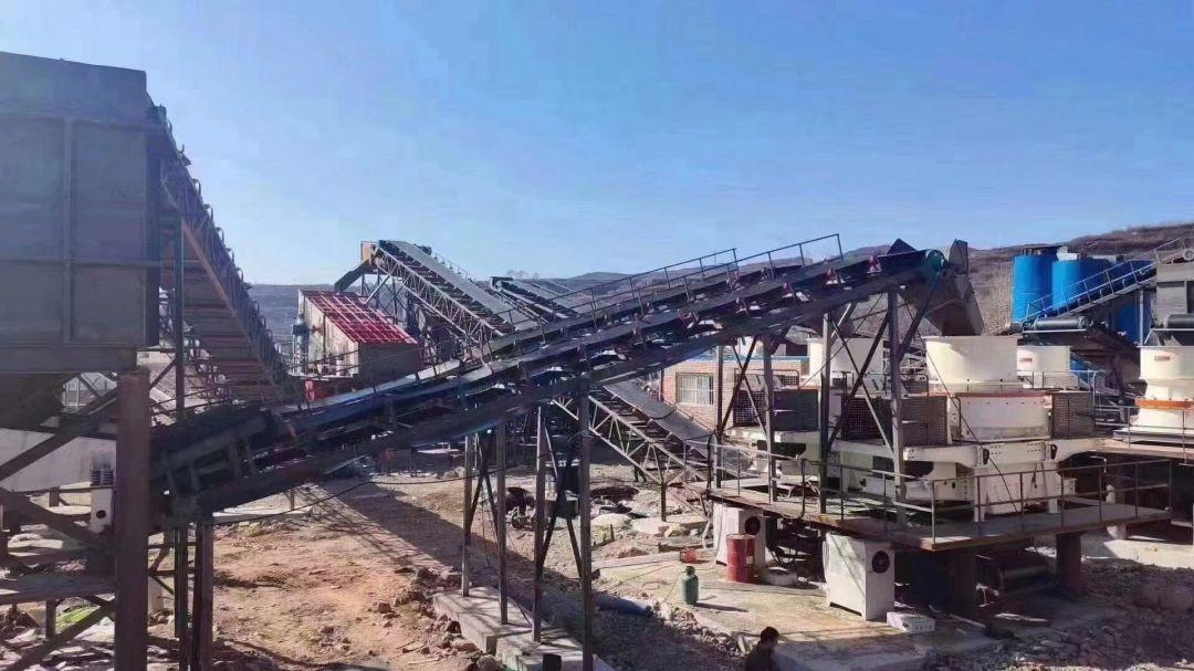 Chuanken soft starter, frequency inverter is used in mine crushing industry