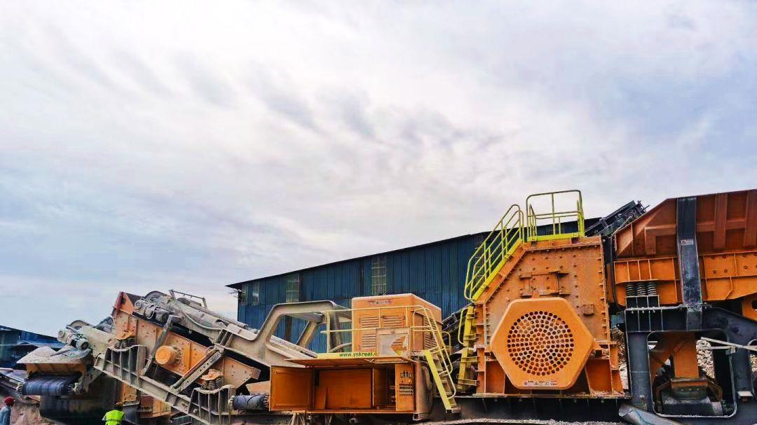 Provide control system for mobile crusher