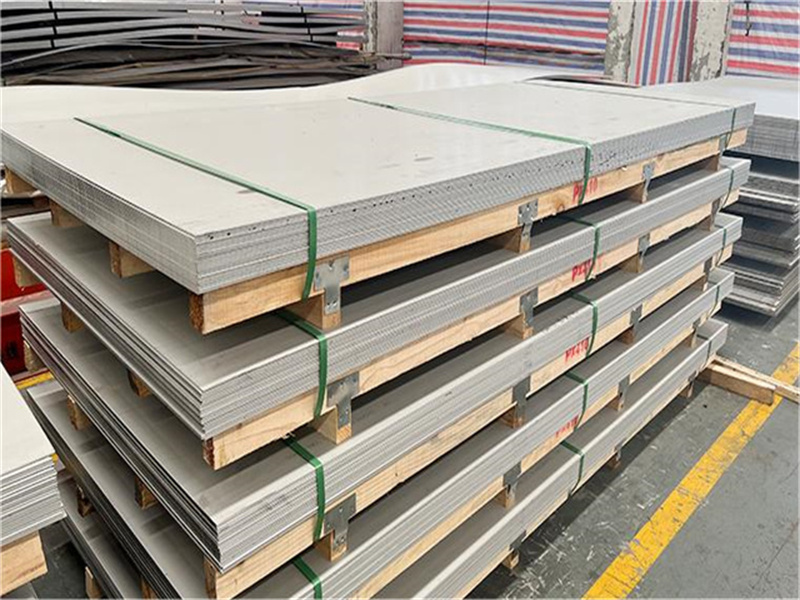 316/316L Stainless Steel Sheet flat shaped sheet of 316/316L Stainless Steel Alloy.