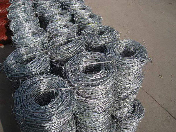 What are the Uses of Barbed Wire