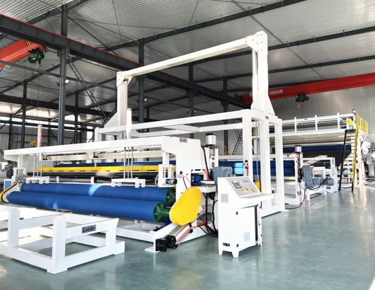 China Pc Solid Sheet Extrusion Line Supplier –  PE Geomembrane Waterproof Sheet Extrusion line  – Leader
