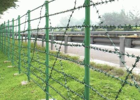The use of barbed rope fence