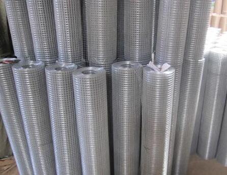 How is galvanized welding mesh plated