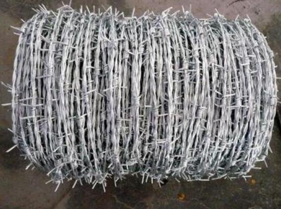 How many meters is there in a kilo of thorn rope? How much does a meter of barbed rope weigh?