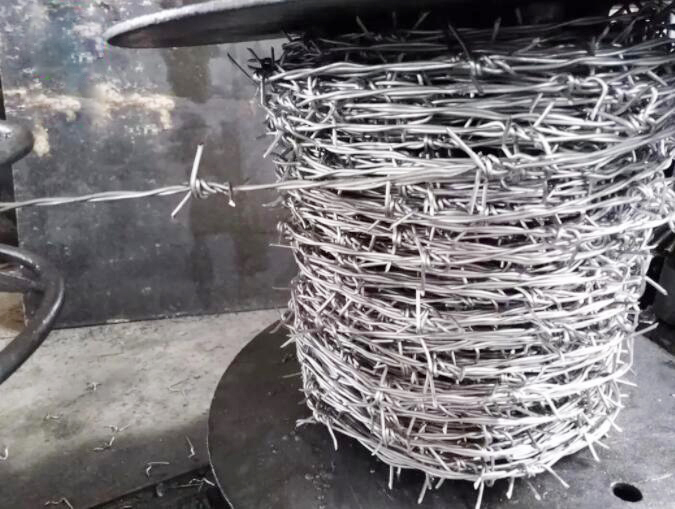 Specification and material introduction of barbed rope