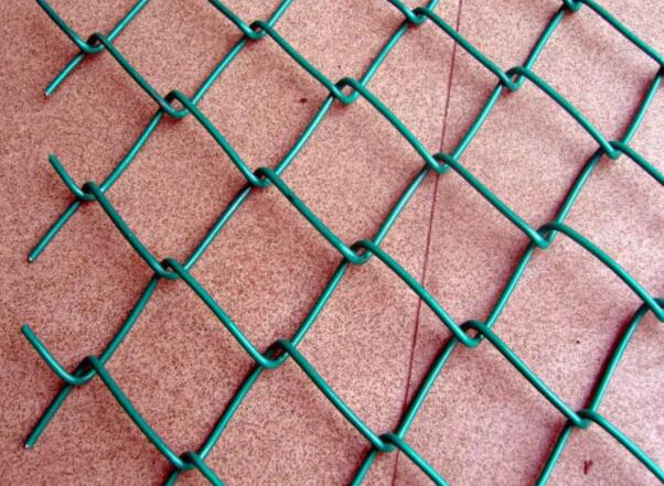 Wide application of galvanized hook mesh