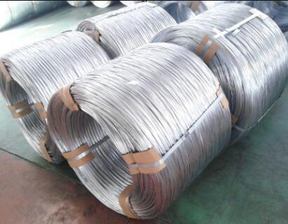 Are large rolls of galvanized wire and stainless steel wire the same?