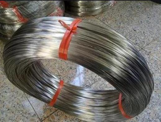 Surface treatment technology of large roll galvanized silk