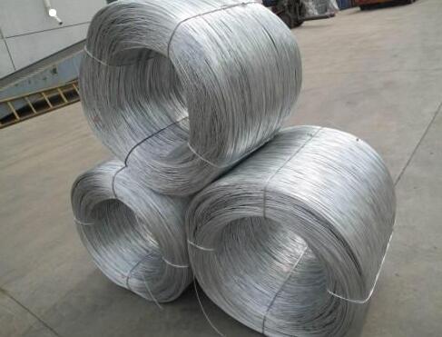 How is the maintenance of galvanized wire generally carried out?