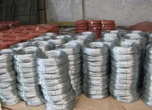 Points for attention in the process of galvanizing large roll galvanized wire products