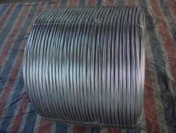 What matters need to be paid attention to before the large roll galvanized wire is galvanized?