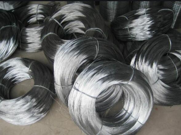 Does the bath temperature affect the large roll galvanized wire?