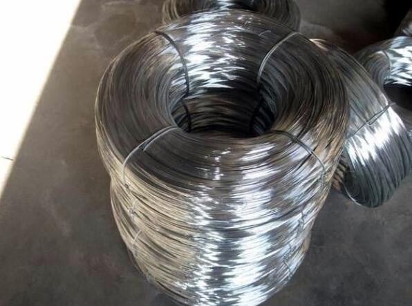 Will the steel wire treated with large rolls of galvanized wire become brittle?