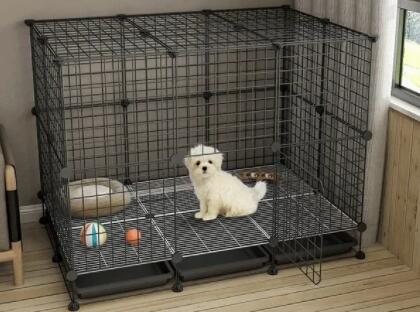 What are the advantages of using a pet cage