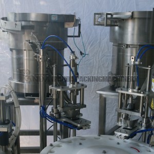 Automatic plastic small bottle perfume filling and capping machine